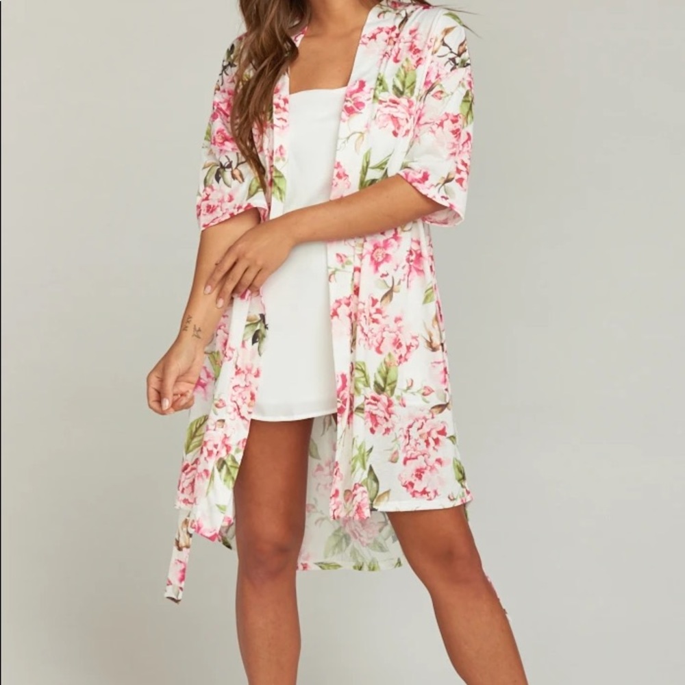 Show Me Your Mumu Floral Kimono Robe Pink White - Picture 1 of 8